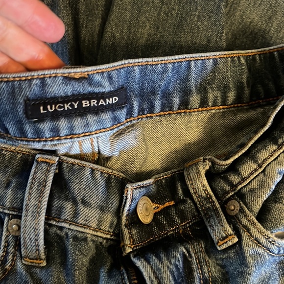 Lucky Brand, distressed jeans, size 2 - Picture 7 of 9